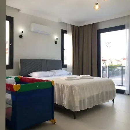 Moon Luxury Detached Вилла